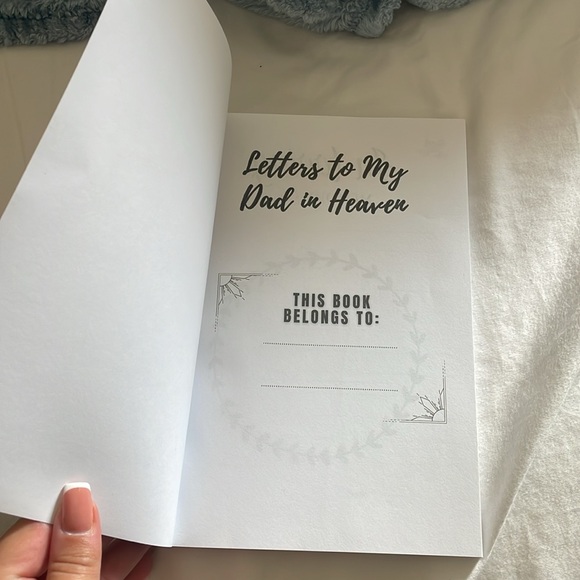 book - Picture 2 of 3